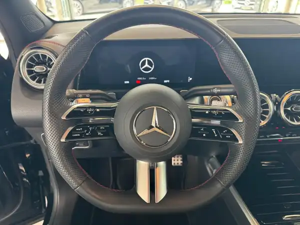 MERCEDES-BENZ EQB 300 4M (16/23)