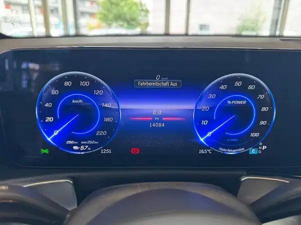 MERCEDES-BENZ EQB 300 4M (17/23)