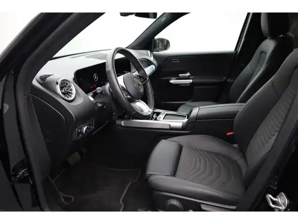 MERCEDES-BENZ EQB 300 4M (12/24)