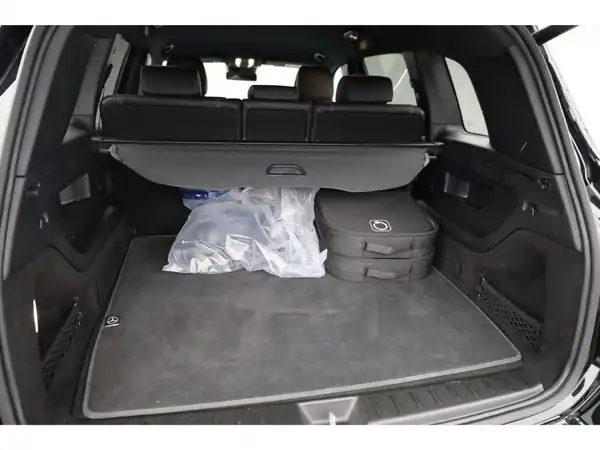 MERCEDES-BENZ EQB 300 4M (22/24)