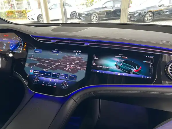 MERCEDES-BENZ EQE 350 4M SUV (11/30)