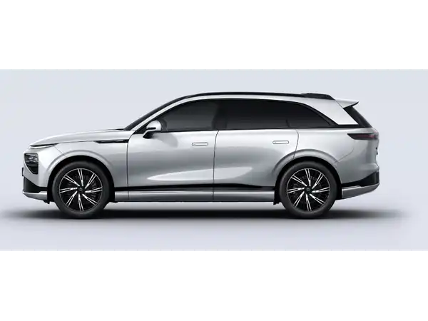 XPENG G9 RWD Long Range 2025 (2/4)