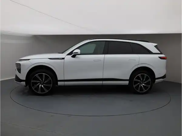 XPENG G9 AWD Performance Modell 24 (2/29)