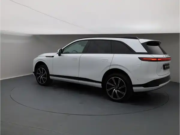 XPENG G9 AWD Performance Modell 24 (3/29)