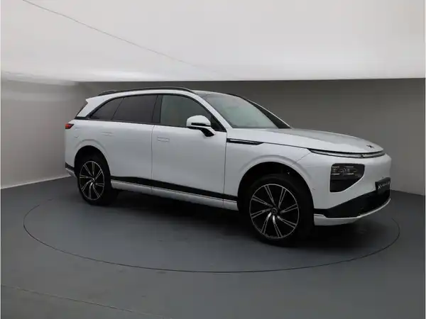 XPENG G9 AWD Performance Modell 24 (7/29)